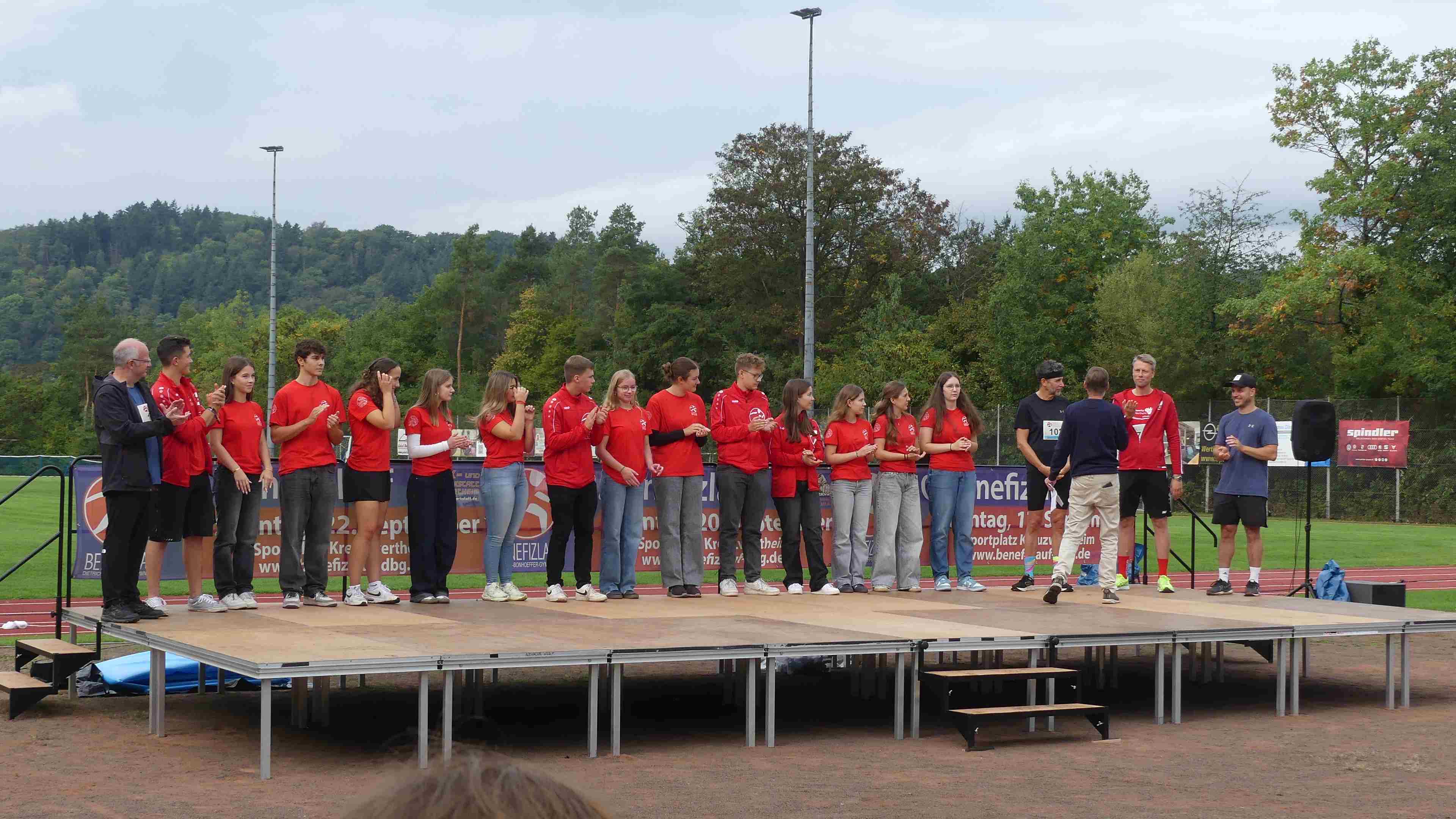 Bild vom 15. Benefizlauf im Jahr 2025. Dies ist das 60. Bild.